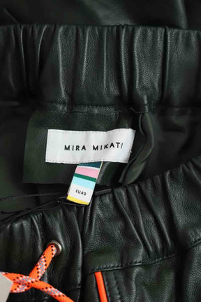 Droit Mira Mikati  Vert