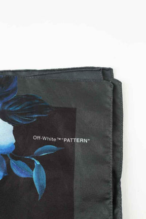 Carrés Off White  Bleu