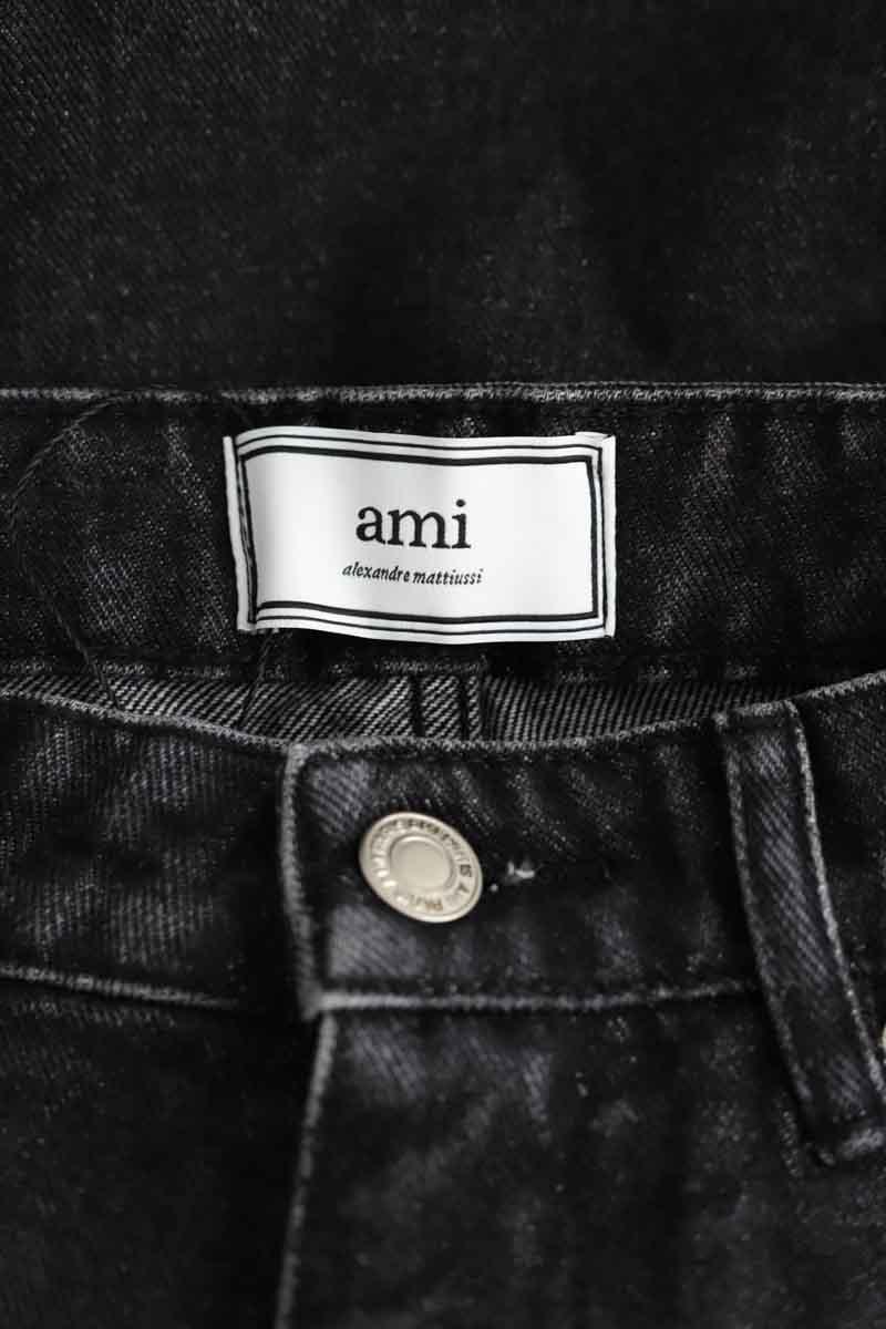 Droit Ami  Noir