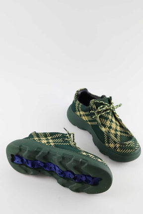 Chaussures à lacets Burberry  Vert