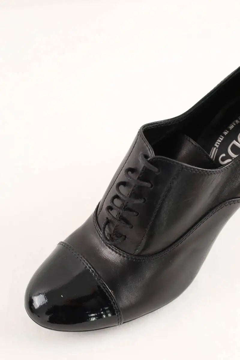 Talons Tod's  Noir