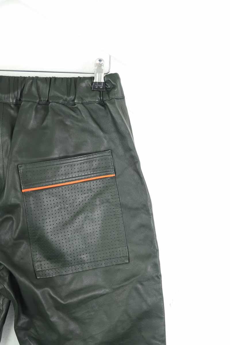 Droit Mira Mikati  Vert