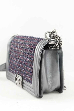 Sac à bandoulière Chanel Boy Gris en Tweed
