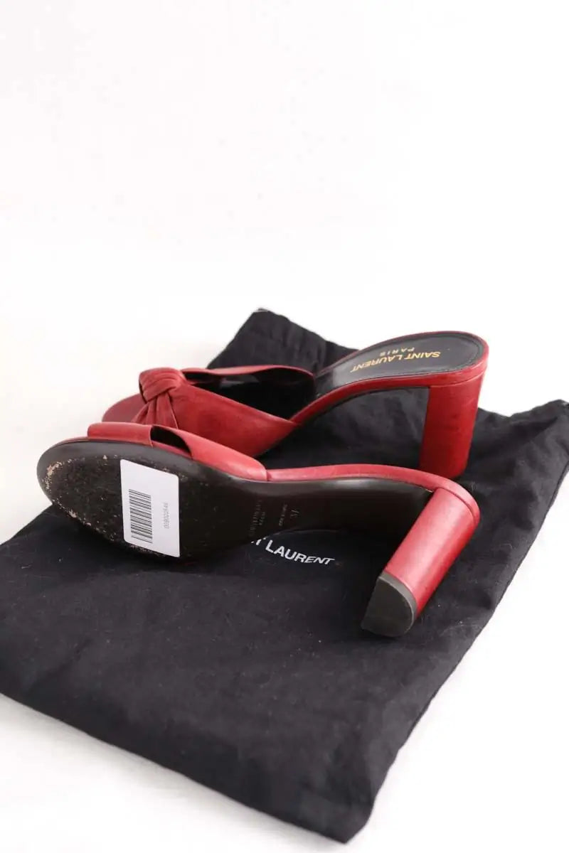 Talons Saint Laurent Rouge en Cuir