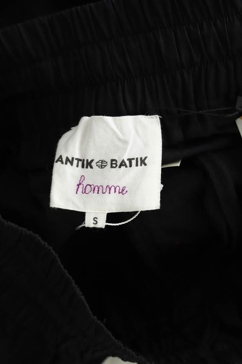 Droit Antik Batik  Noir