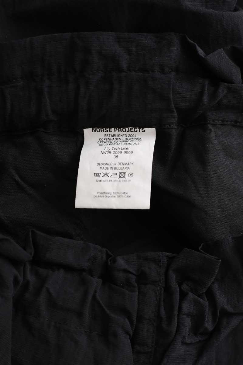 Droit Norse Projects  Noir