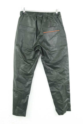 Droit Mira Mikati  Vert