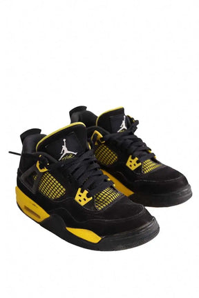 Baskets Nike Air Jordan 4 retro Noir en Cuir