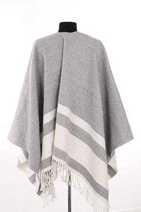 Cape Claudie Pierlot Gris en Synthétique