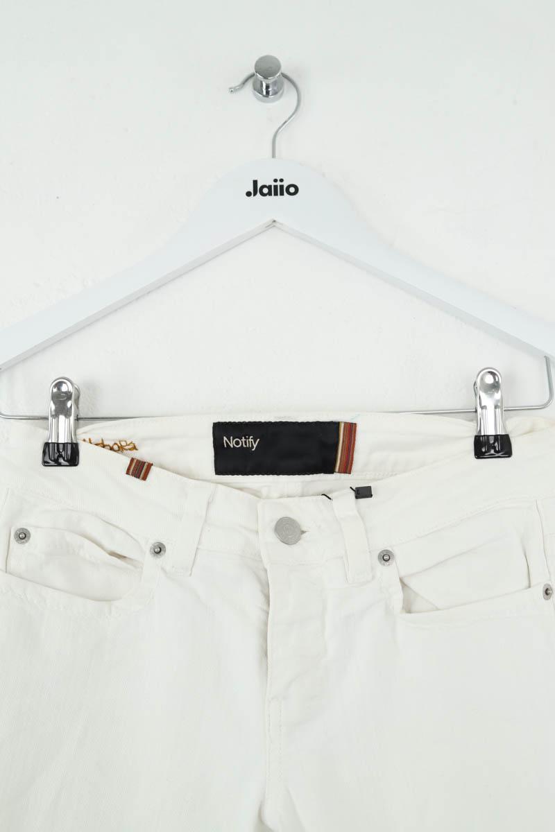 Droit Notify  Blanc