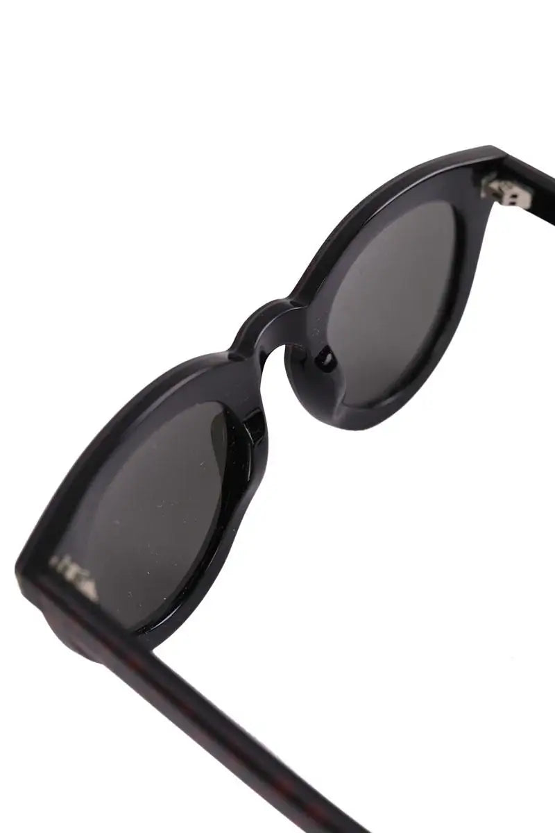 Lunettes de soleil Saint Laurent Noir en Plastique