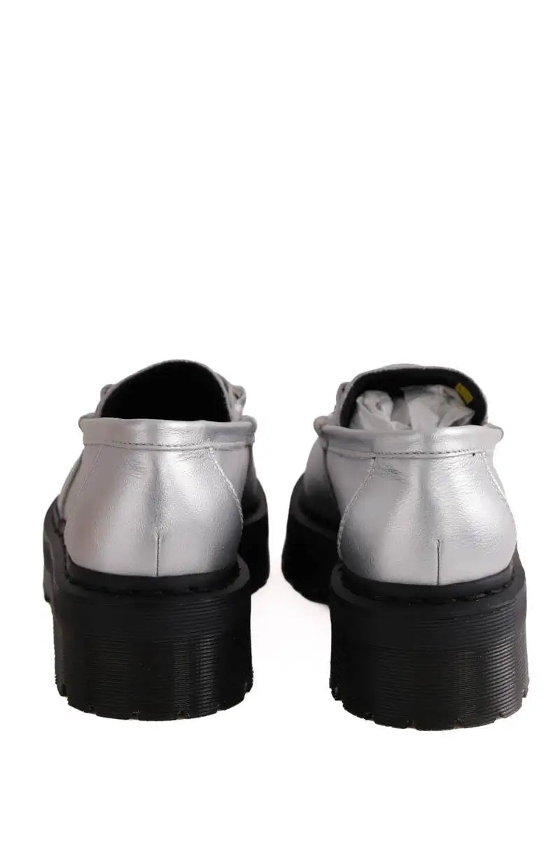 Mocassins Dr. Martens Argent en Cuir