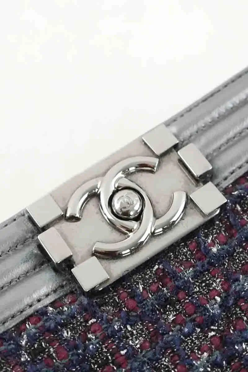 Sac à bandoulière Chanel Boy Gris en Tweed