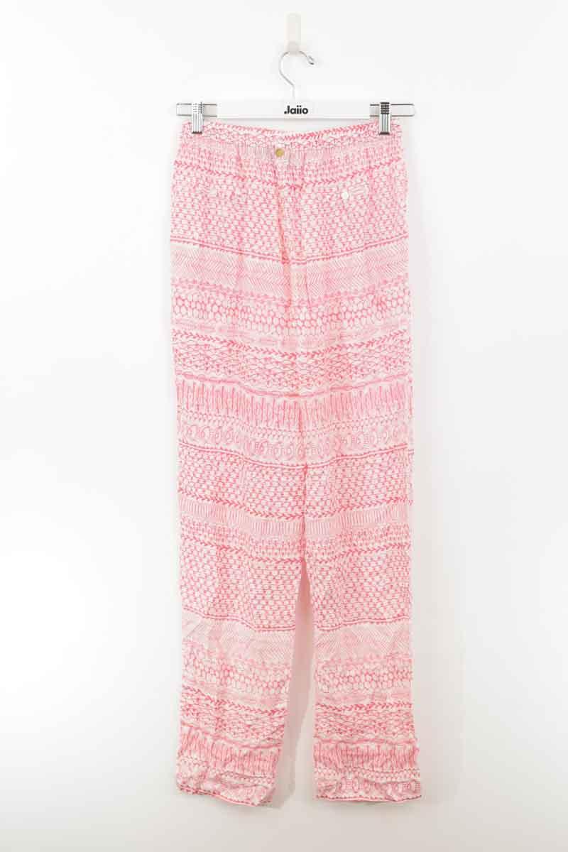 Large Antik Batik  Rouge