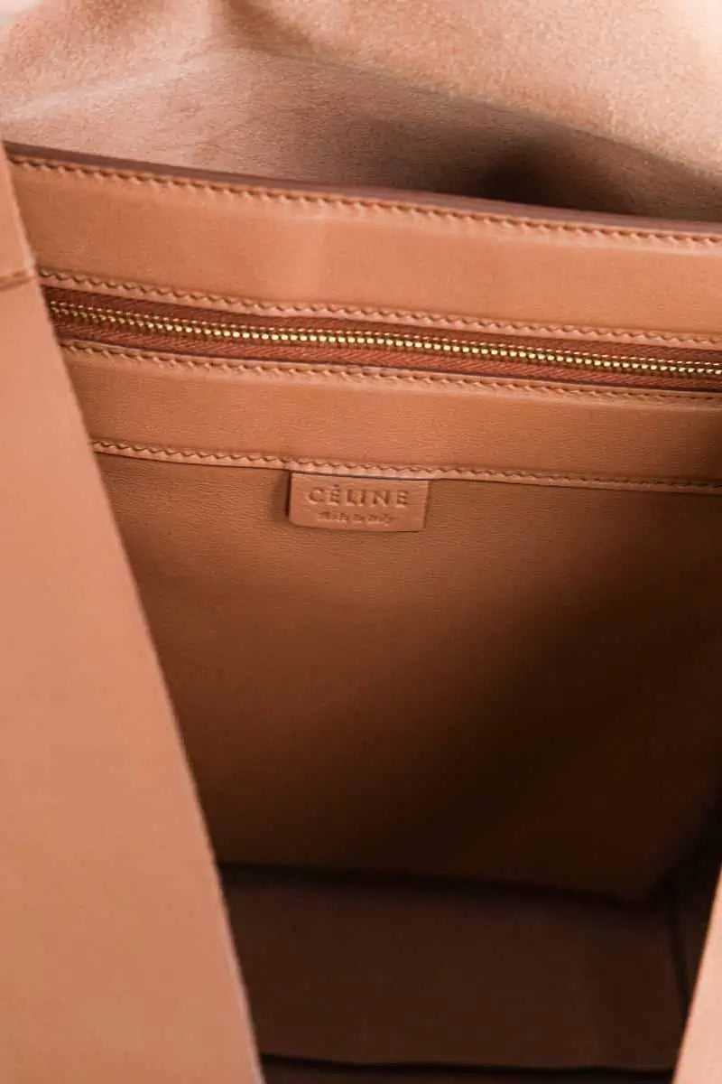 Cabas Celine Cube medium veau souple Camel en Cuir
