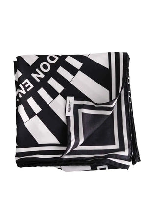 Carré Burberry Noir en Soie