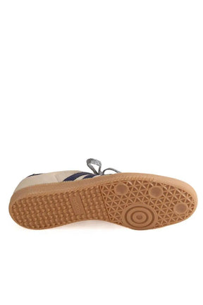 Baskets basses Adidas Beige en Daim