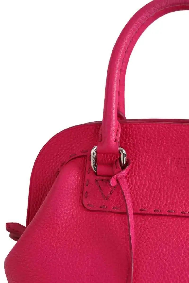 Sac à main Fendi Adèle Selleria Rose en Cuir