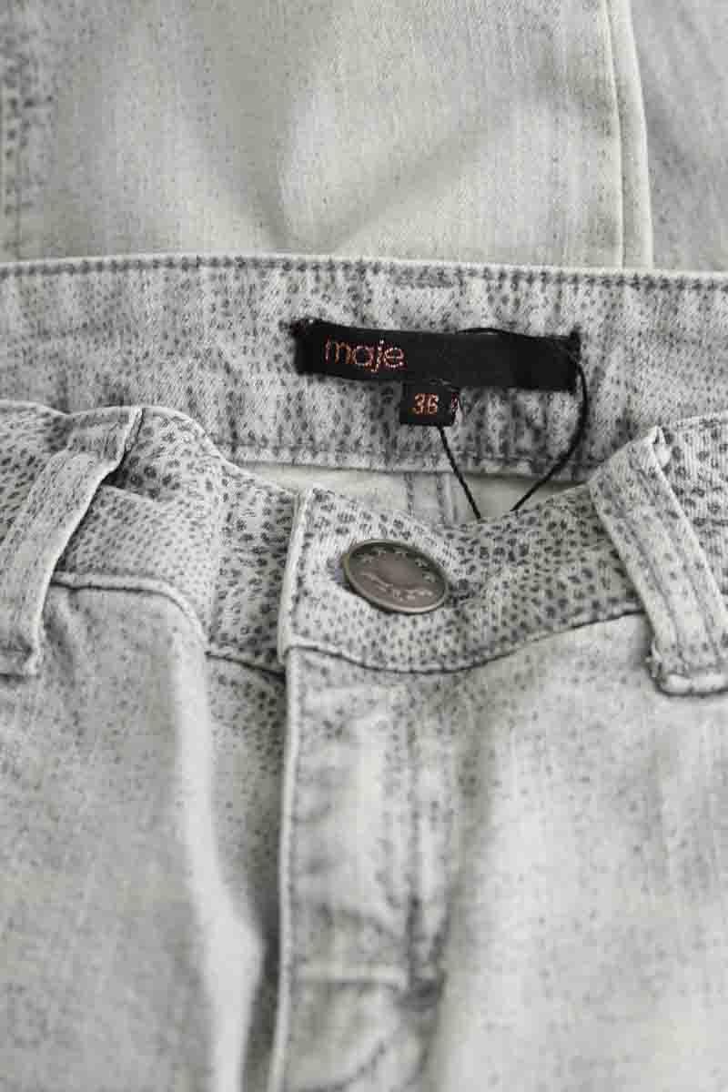 Droit Maje  Gris