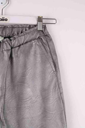 Droit Other Brand  Gris