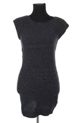 Robe Theory  Anthracite