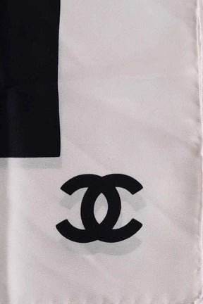 Carré Chanel Noir en Soie
