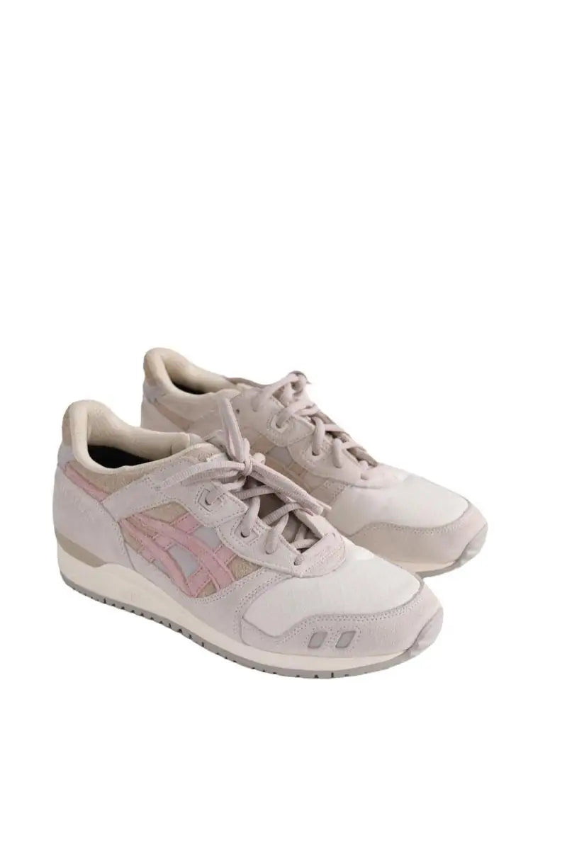 Baskets Asics Ecru en Tissu