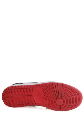 Baskets basses Nike Marine en Cuir