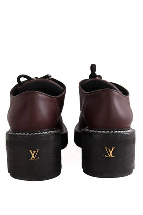Chaussures à lacets Louis Vuitton Derby plat district Bordeaux en Cuir