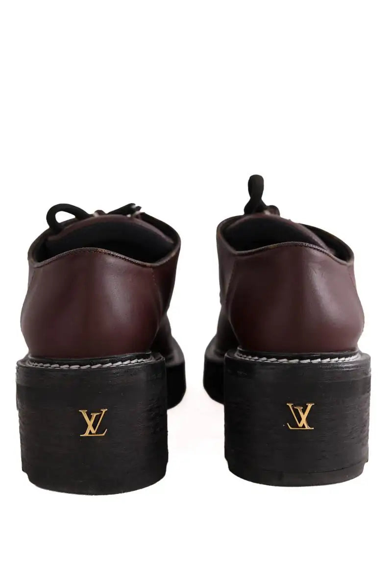 Chaussures à lacets Louis Vuitton Derby plat district Bordeaux en Cuir