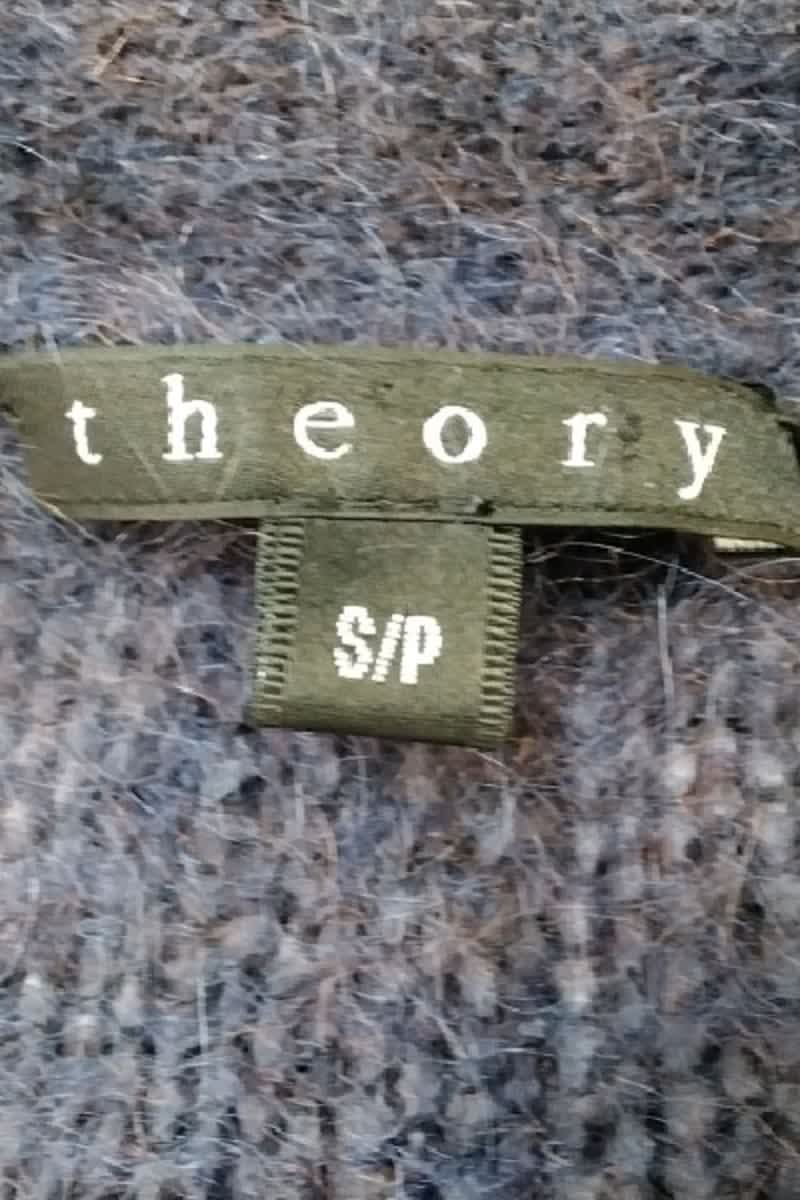 Gilet Theory  Violet