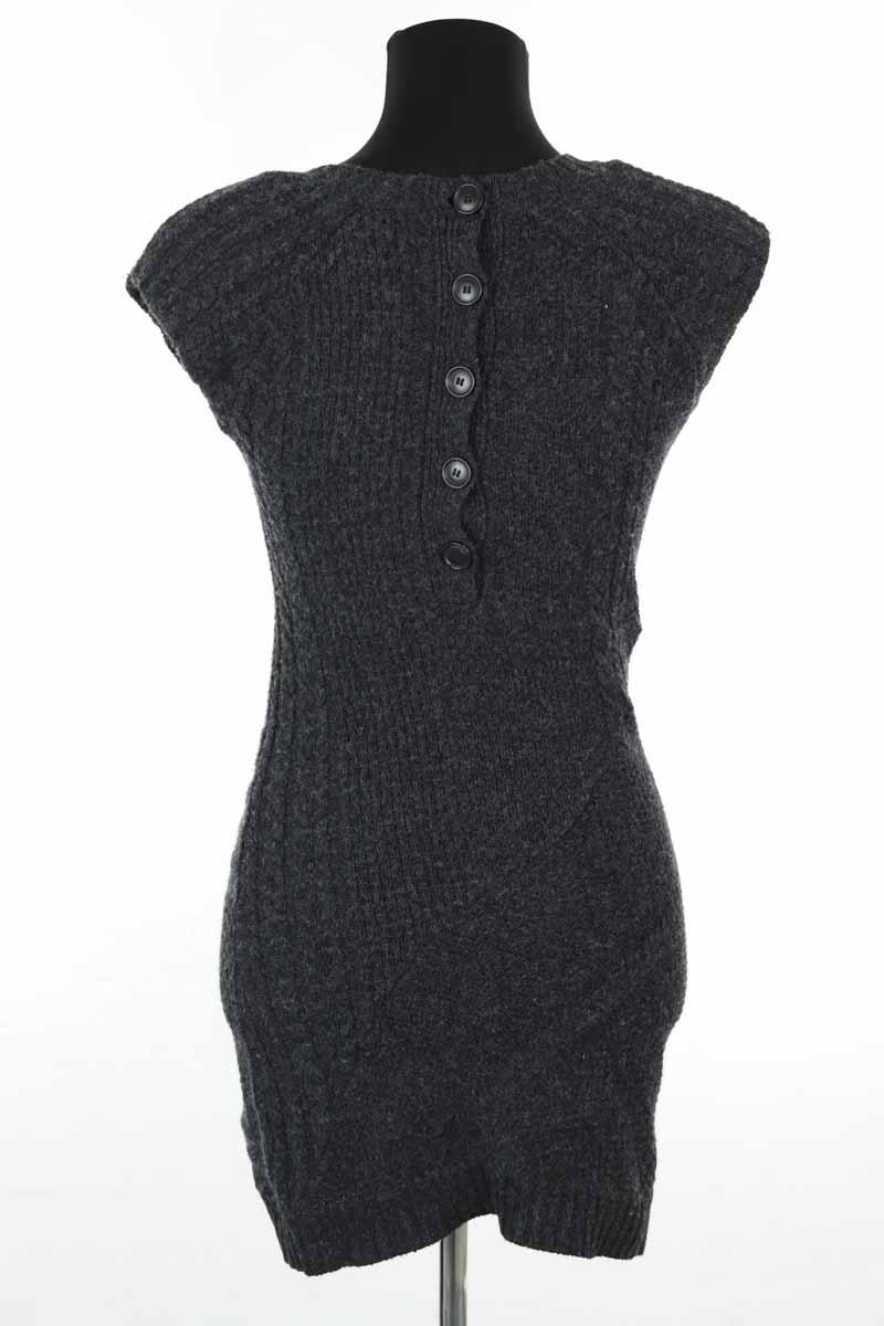 Robe Theory  Anthracite
