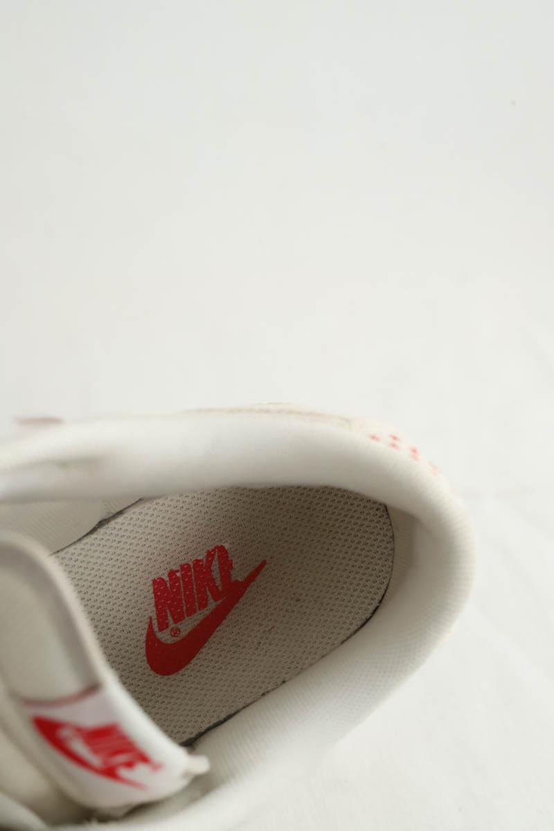 Baskets basses Nike SB Dunk Low Ecru
