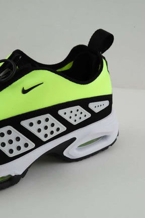 Baskets Nike  Jaune