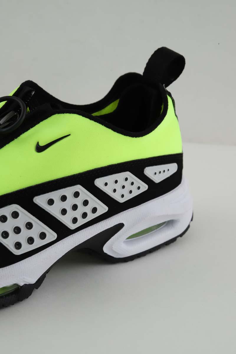 Baskets Nike  Jaune