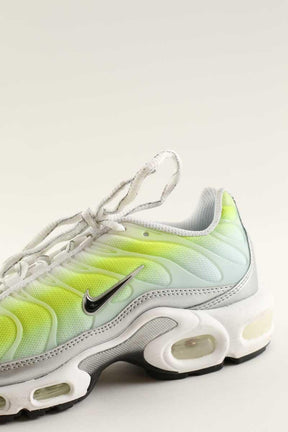 Baskets Nike  Jaune