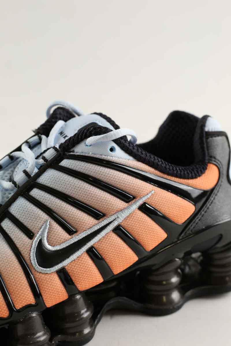 Baskets Nike SHOX Orange