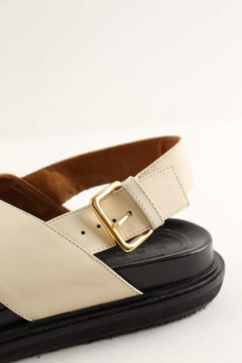 Mules Marni Fussbett Ecru