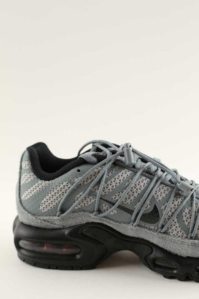 Baskets Nike  Gris