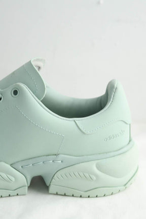 Baskets Adidas  Vert