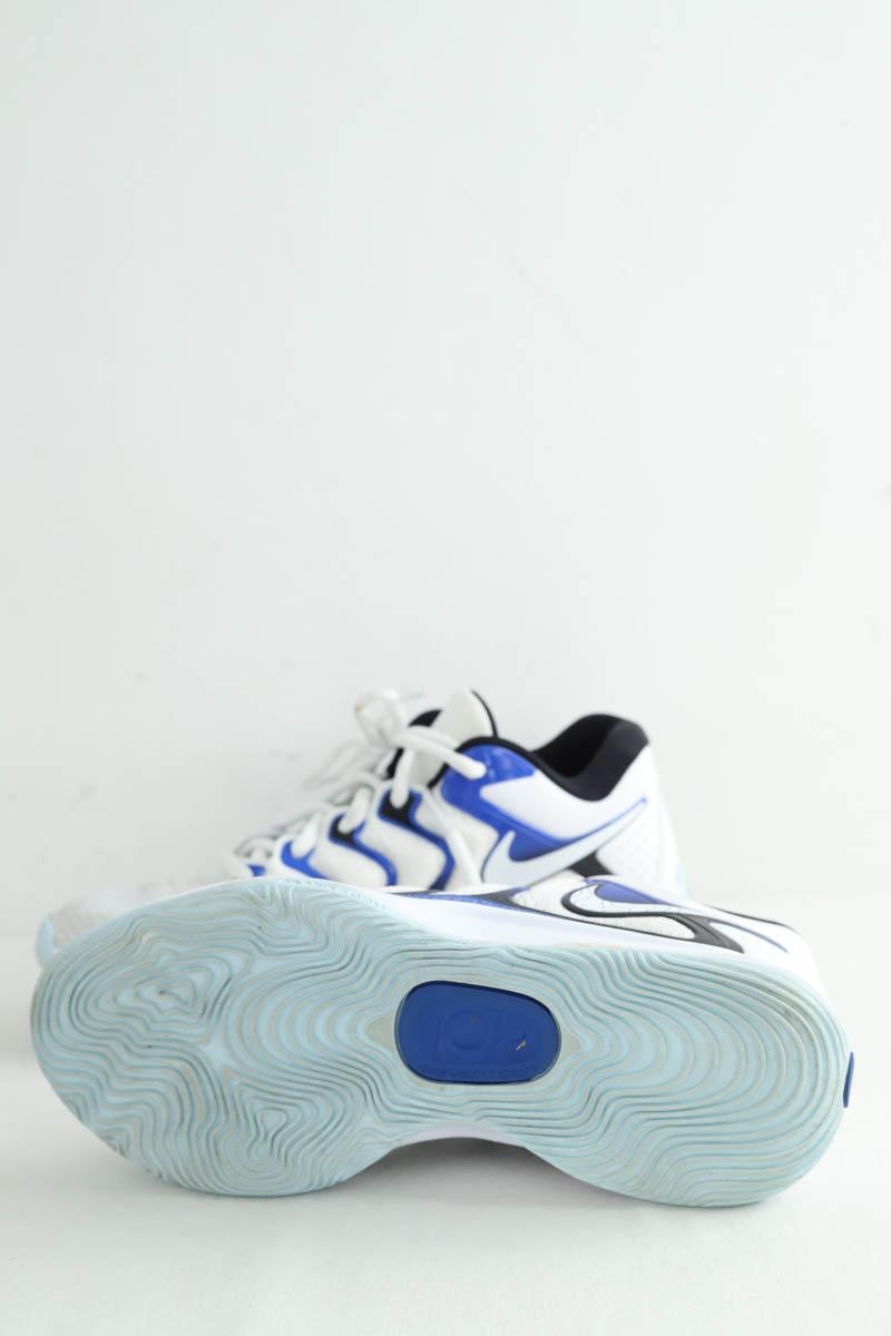 Baskets Nike  Blanc
