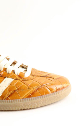 Baskets Adidas  Marron