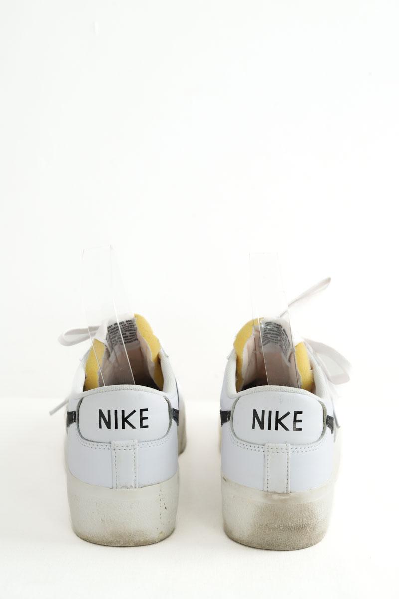Baskets Nike  Blanc