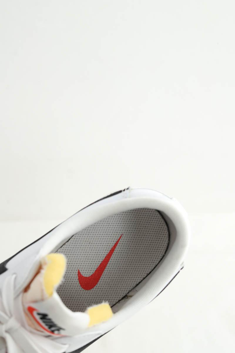 Baskets Nike  Blanc