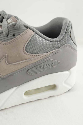 Baskets Nike  Gris