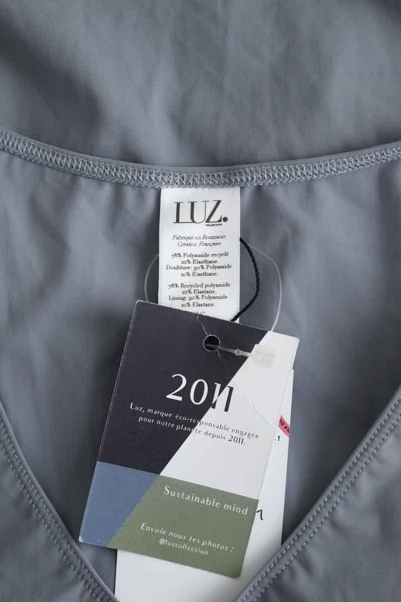 Body Luz  Gris