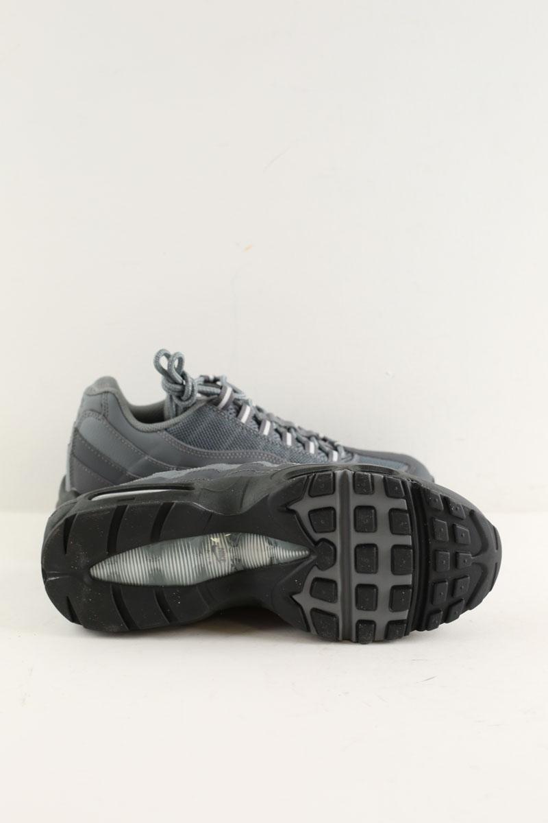 Baskets Nike Air Max 95 Gris