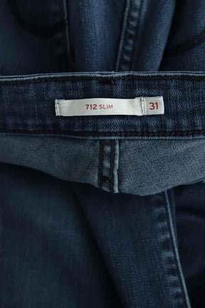 Jean slim Levi's 712 Bleu