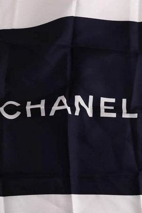 Carré Chanel Noir en Soie