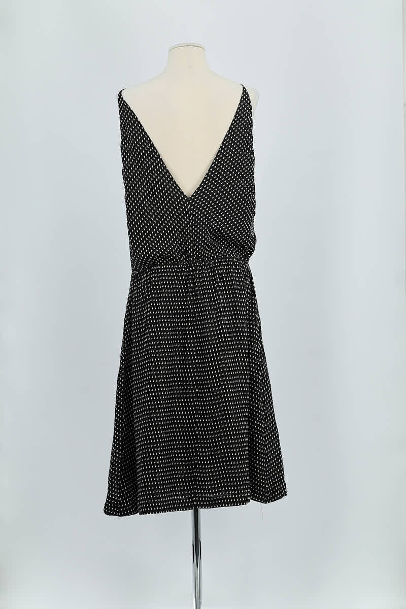 Robe Attic And Barn  Noir